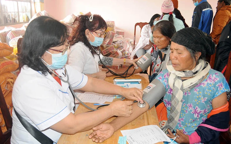 Tổ chức đợt công tác dân vận và “Tết vì người nghèo” tại xã vùng sâu Lâm Đồng -0