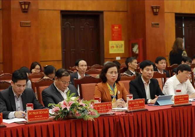 Bảo đảm quyền làm chủ qua cơ chế dân chủ đại diện, dân chủ trực tiếp -0