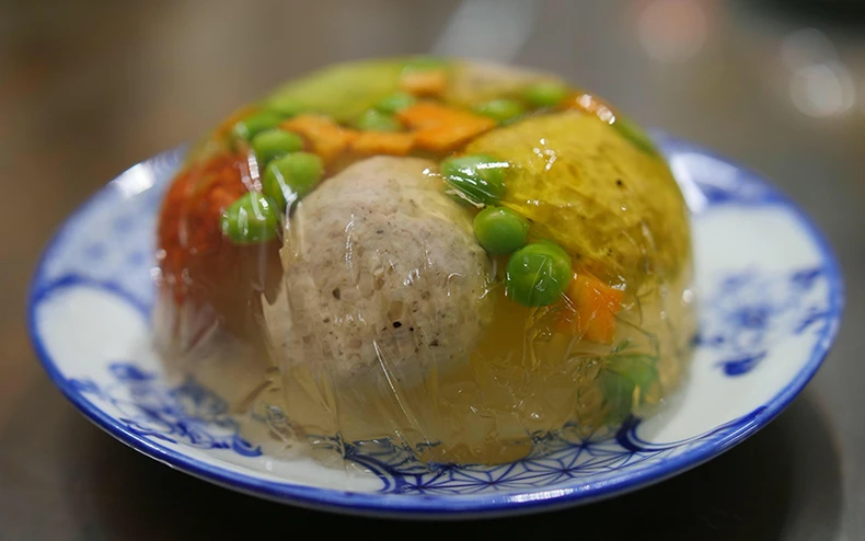 “Bếp nhà cháu” chia sẻ tình yêu với ẩm thực Việt -0