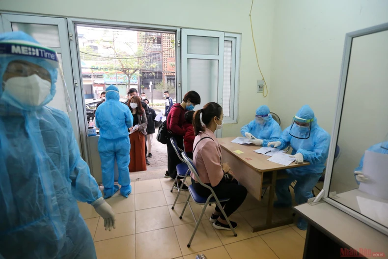4xet_nghiem_Covid_nguoi_tu_hai_d-1613642374359.jpg