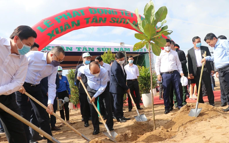 Thủ tướng Chính phủ Nguyễn Xuân Phúc dự