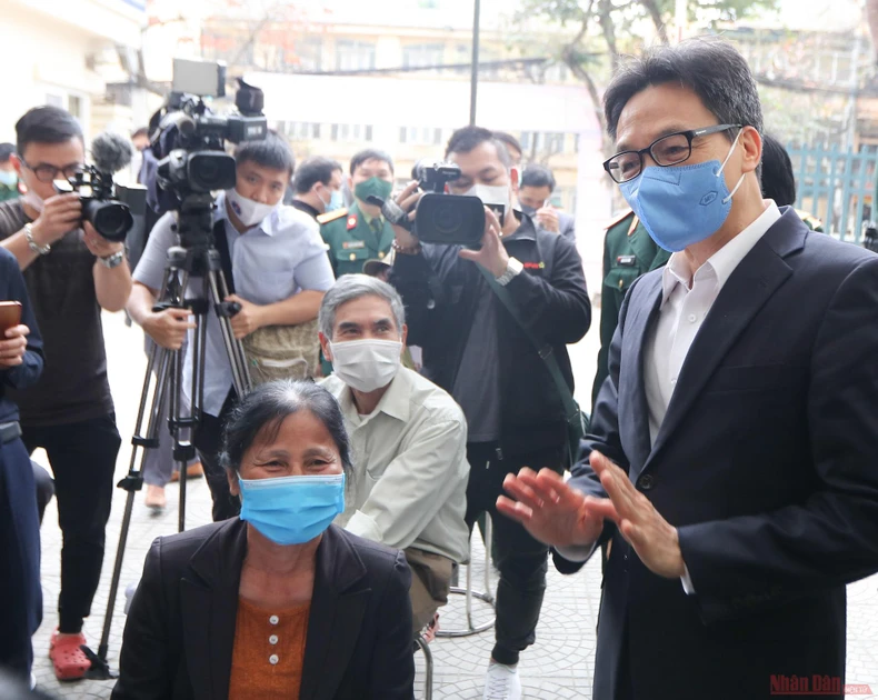 4vaccine_Vietnam_giai_doan_2-1614329234659.JPG