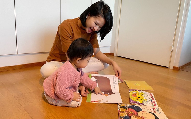 Sách Việt ở trời Âu -0