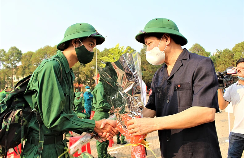Tưng bừng Ngày hội tòng quân tại các địa phương -0