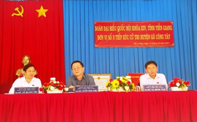 Đồng chí Nguyễn Trọng Nghĩa tiếp xúc cử tri tại Tiền Giang -0