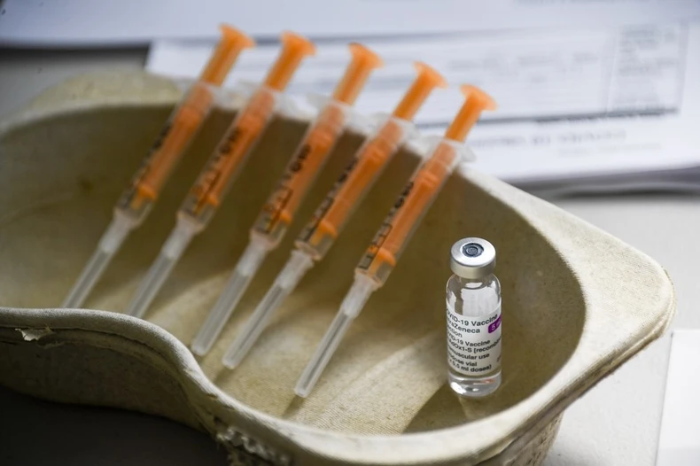 Thử nghiệm tại Mỹ cho thấy vaccine AstraZeneca hiệu quả ở mọi lứa tuổi -0