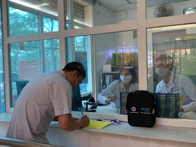 Làm sao để giảm thiểu rủi ro khi thí điểm phát thuốc methadone về nhà -0