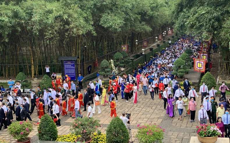 Tổ chức trọng thể Lễ Dâng hương tưởng niệm các Vua Hùng -0