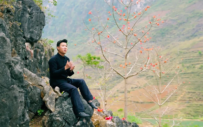 Ca sĩ Vũ Thắng Lợi quảng bá du lịch Hà Giang qua MV mới -0