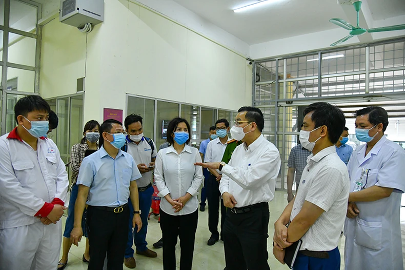 Hà Nội hỗ trợ tối đa Bệnh viện Bệnh Nhiệt đới T.Ư cơ sở 2 trong thời gian cách ly y tế -0