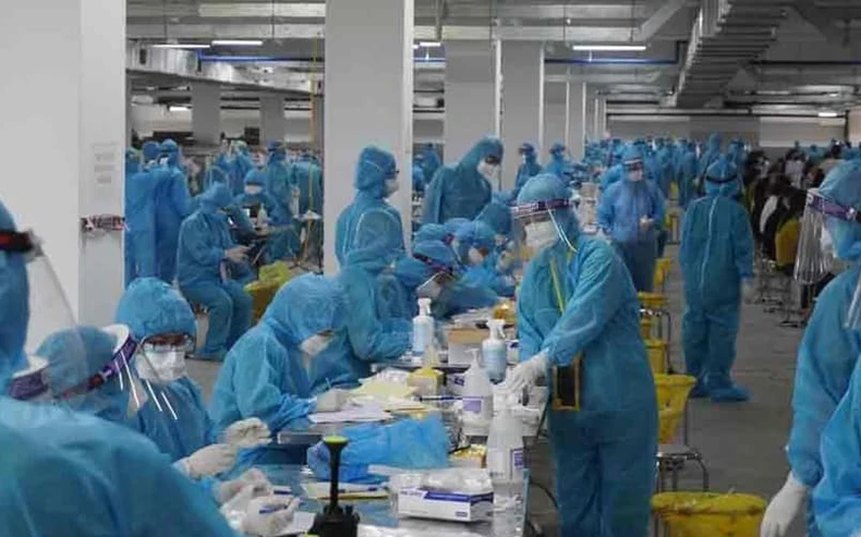 Cuộc chiến xét nghiệm thần tốc tại tâm dịch Bắc Giang -0