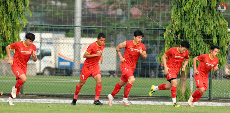Hoàng Đức hồi phục nhanh, trở lại tập luyện cùng đồng đội -0