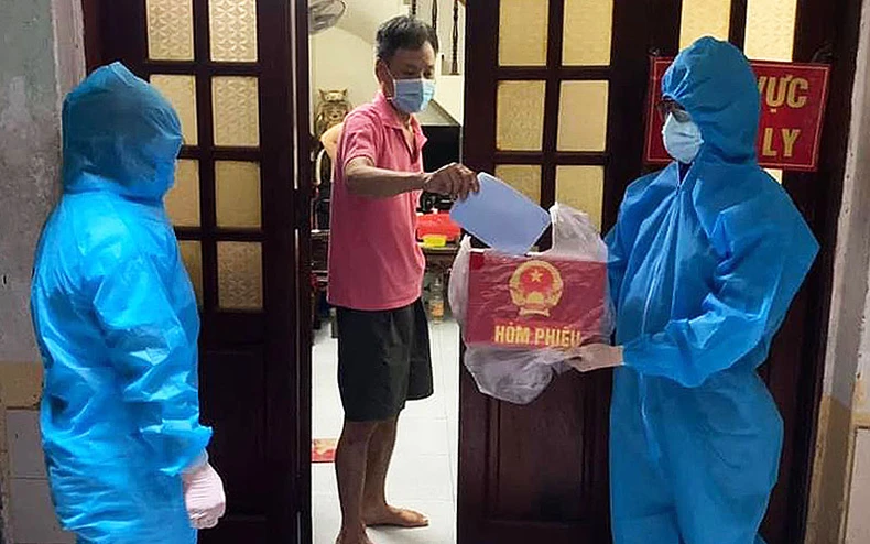 Màu áo xanh tình nguyện trong “Ngày hội non sông” -0