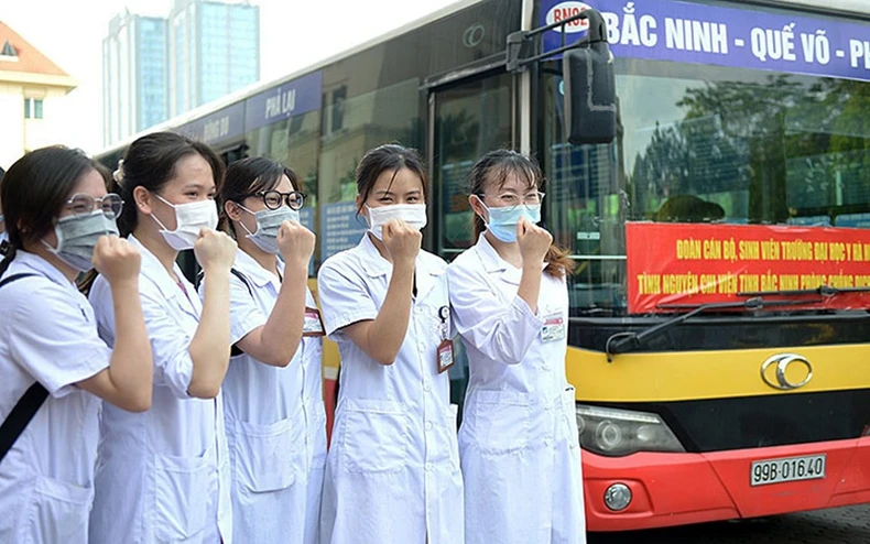 Chi viện nhân lực y tế cho Bắc Ninh, Bắc Giang -0