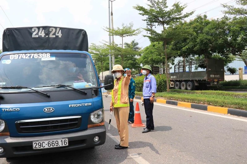 Lá chắn vững vàng nơi tâm dịch Bắc Ninh -0