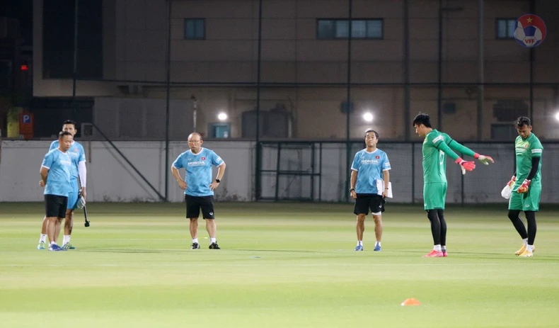 Đội tuyển Việt Nam chuẩn bị kỹ các phương án cho trận đấu với UAE -0