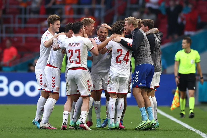 Đan Mạch vùi dập Xứ Wale 4-0 trận mở màn vòng 1/8 EURO 2020 -0