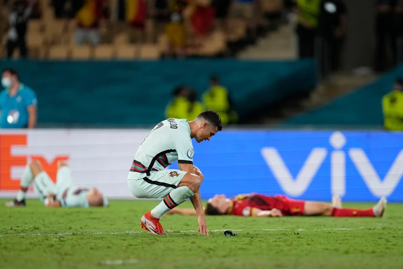 Thorgan Hazard lập siêu phẩm, Bỉ biến Bồ Đào Nha thành cựu vương Euro -0