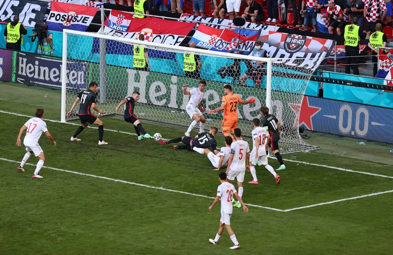 Tây Ban Nha 5 - 3 Croatia: Cơn mưa bàn thắng trên sân Parken -0