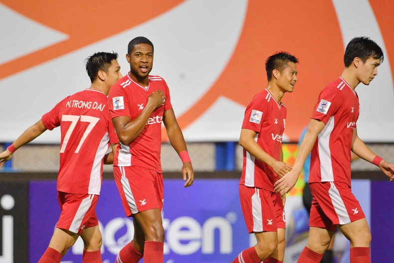 Viettel nhấn chìm Kaya FC trong chiến thắng 5-0 -0
