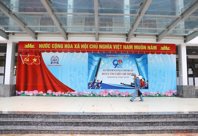 2_phun_khu_khuan_thi_tot_nghiep-1625473626813.jpg