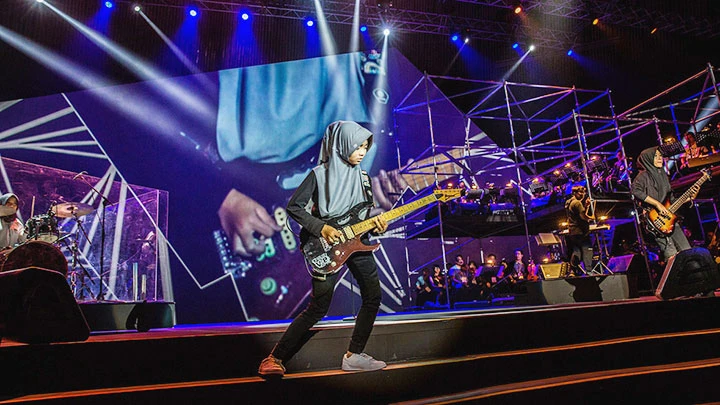 Nhóm nhạc rock nữ truyền cảm hứng -0