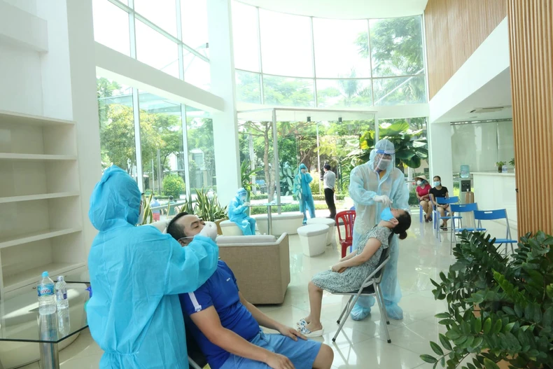 Bộ trưởng Y tế: Đợt dịch này có thể kéo dài, gây tác động trên diện rộng -0