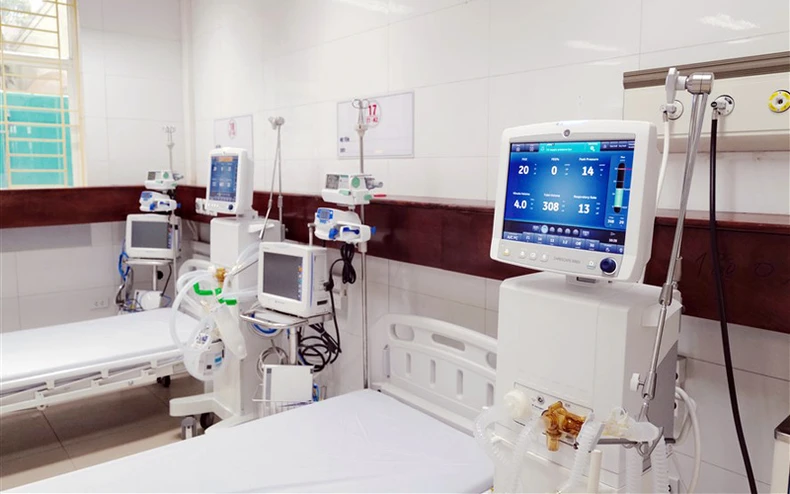 Sun Group ủng hộ 70 tỷ đồng mua trang thiết bị y tế cho các tỉnh phía nam -0