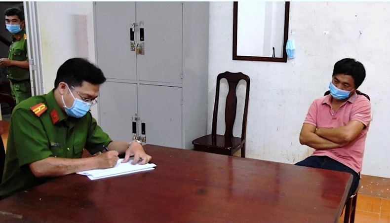 Phải xử nghiêm nhóm người tụ tập ăn nhậu, đe dọa người thi hành công vụ -0