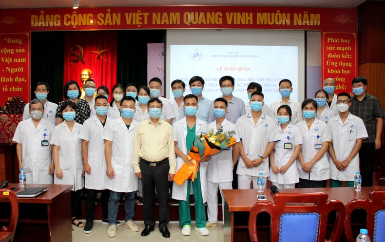 Tiếp sức và chia lửa vì miền nam thân yêu -0