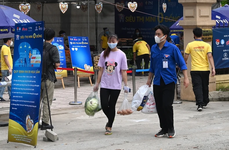 Tiếp sức người hoàn cảnh khó khăn trong những ngày giãn cách -0