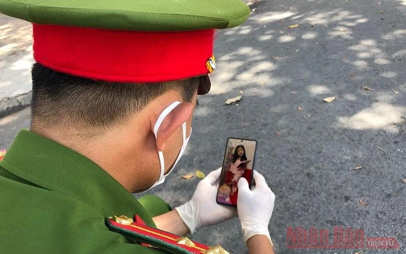 Lên chốt -0