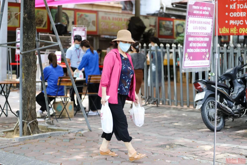 14cho_luu_dong_Ha_Noi-1628240394663.jpeg