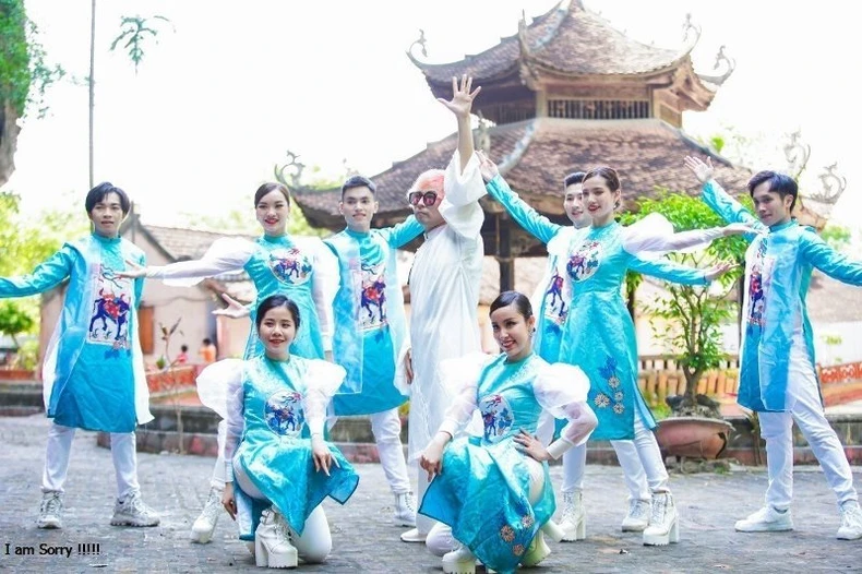 Ca sĩ, nhạc sĩ Hàn Quốc Joseph Kwon ra MV Vietnam -0
