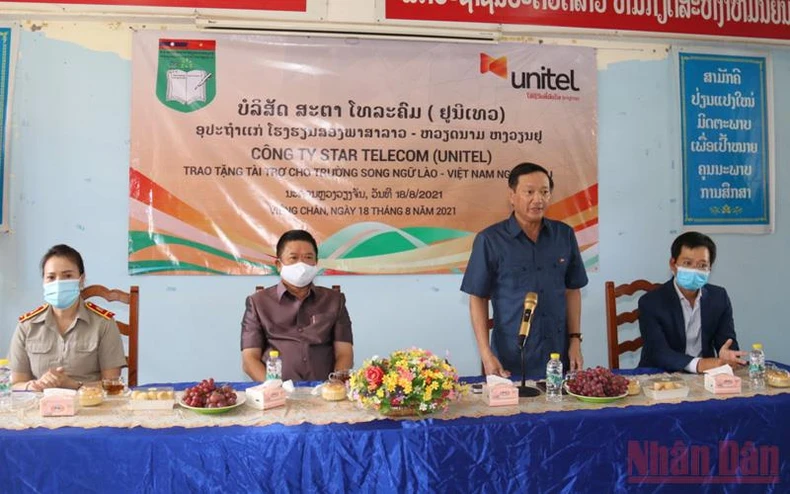 Star Telecom tài trợ học bổng và hỗ trợ trường kiều bào tại Lào -0