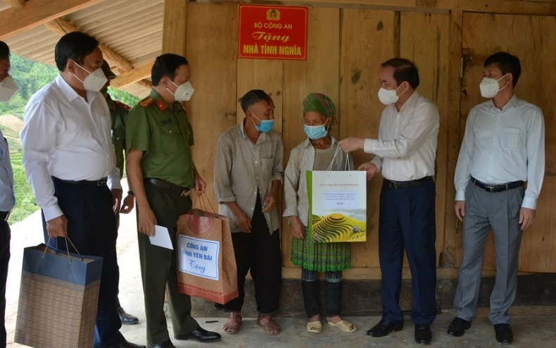 Hiệu quả từ công tác giảm nghèo ở Yên Bái -0
