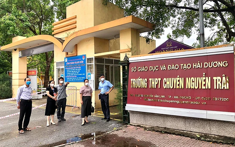 An Giang và Hải Dương khai giảng năm học mới bằng hình thức trực tuyến -0