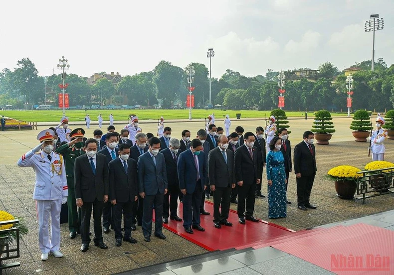 Lãnh đạo Đảng, Nhà nước vào Lăng viếng Chủ tịch Hồ Chí Minh -0