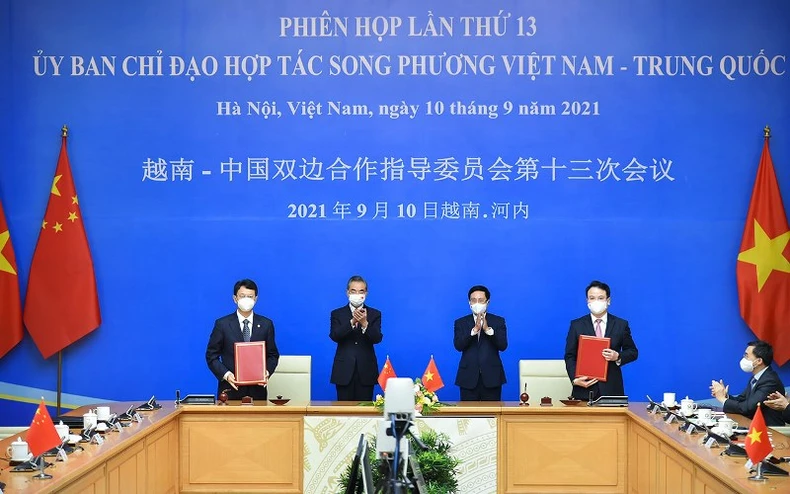 Trung Quốc viện trợ thêm 3 triệu liều vaccine cho Việt Nam trong năm nay -0