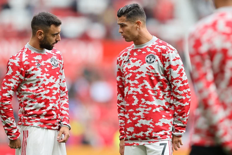 Cận cảnh Ronaldo lập cú đúp trong ngày ra mắt Man United -0