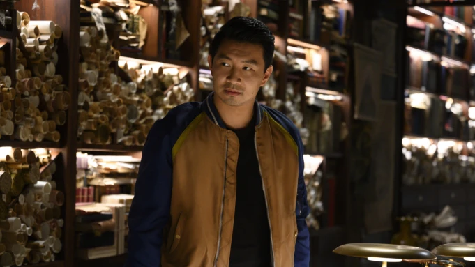 “Shang-Chi” giữ vững ngôi đầu doanh thu rạp chiếu Mỹ -0
