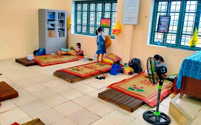 Thừa Thiên Huế cách ly 81 thầy và trò sau khi ghi nhận hai học sinh nhiễm Covid-19 -0
