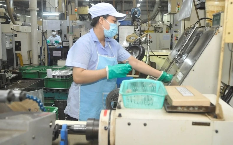 Nhiều kiến nghị về giải pháp hỗ trợ doanh nghiệp, người dân bị ảnh hưởng dịch Covid-19 -0