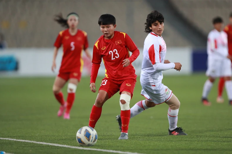 Đội tuyển nữ Việt Nam thắng 7-0 chủ nhà Tajikistan -0