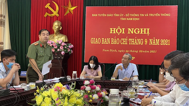 Nam Định xử lý nhiều xe “luồng xanh” chở người trái phép từ vùng dịch -0