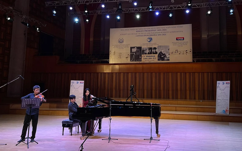 Hòa nhạc nhân kỷ niệm 130 năm ngày sinh nhà soạn nhạc Sergei Prokofiev -0