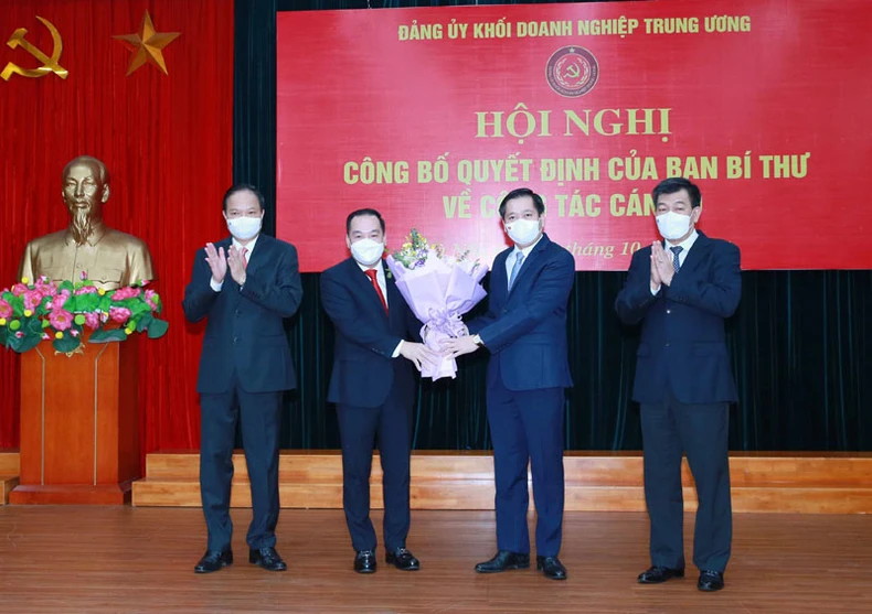 Ban Bí thư quyết định chuẩn y Phó Bí thư Đảng ủy Khối Doanh nghiệp Trung ương -0