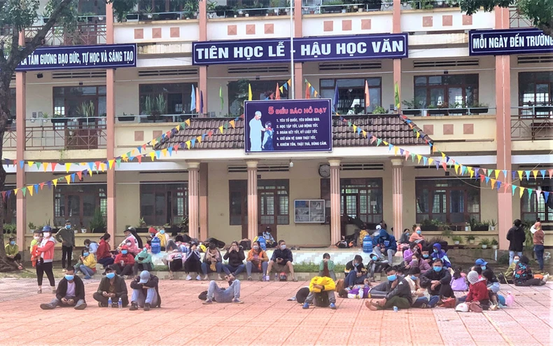 Công dân về Đắk Lắk đã tiêm 2 mũi vaccine được cách ly tại nhà -0