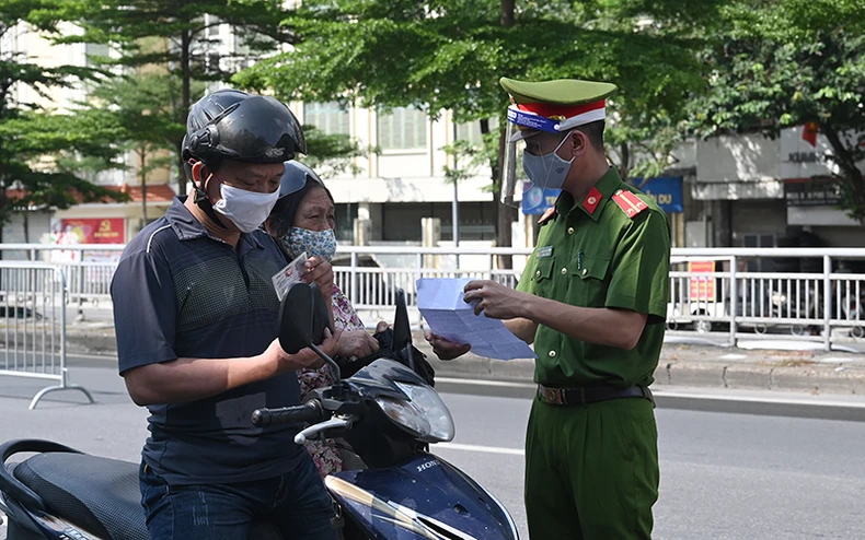 Những quyết định bước ngoặt giúp giảm ca nhiễm và tử vong do Covid-19 -0