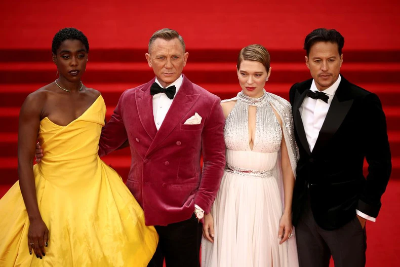 Tập mới nhất của James Bond làm bùng nổ phòng vé -0